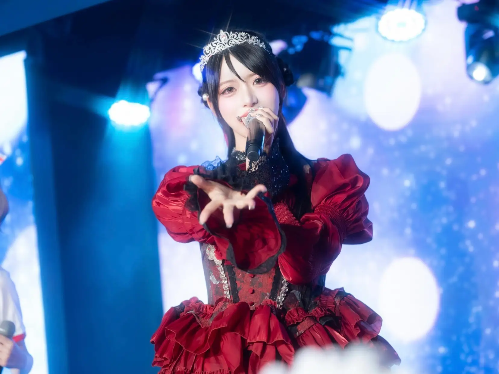 VVSiS千世みれい、日暮里で生誕プロデュース公演『みれせんせークリニック』開催