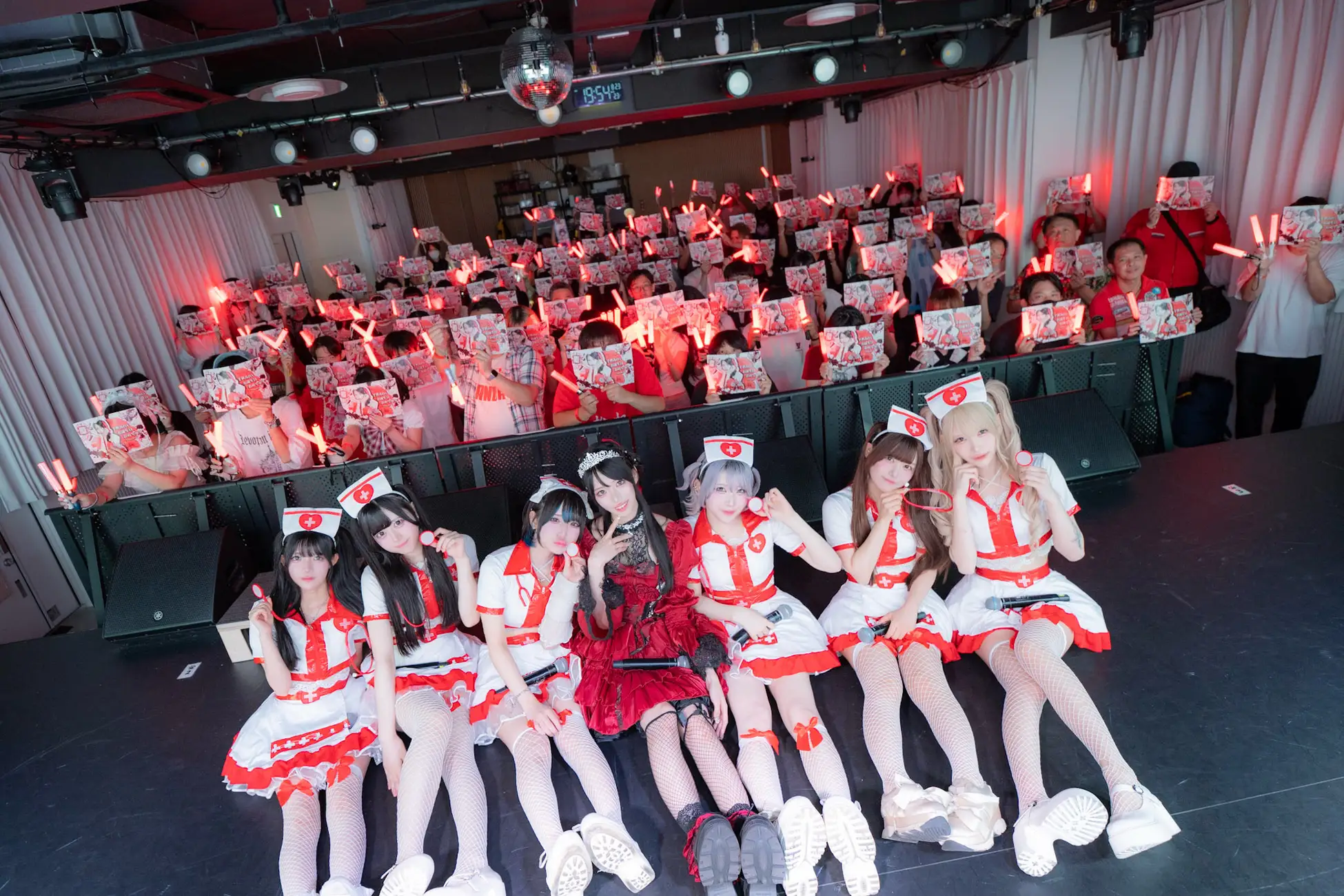 VVSiS千世みれい、日暮里で生誕プロデュース公演『みれせんせークリニック』開催